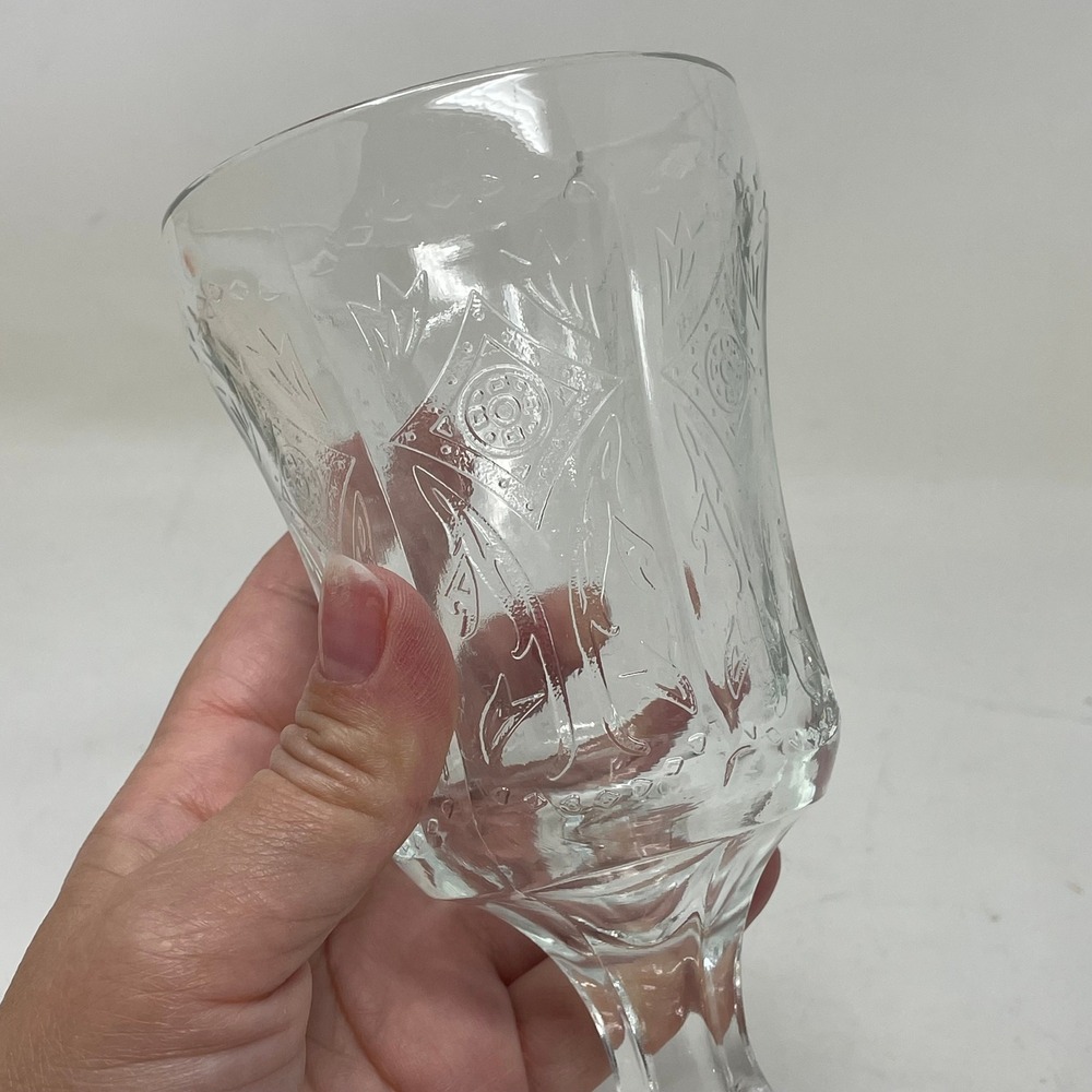 Vintage‎ Clear Pressed Glass Goblets Embossed Medallion Pattern Set of 2